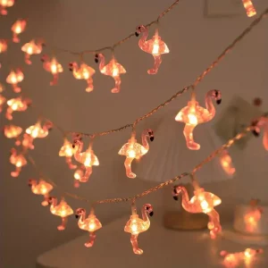 Lichtslinger met schattige flamingo's voor een zomersfeer
